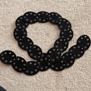 Dividend Black and silver Circular Studded Belt